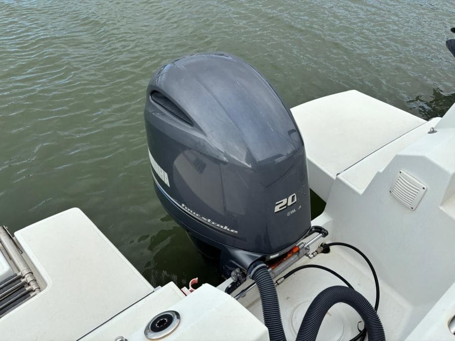 ANTARES 8 OB YAMAHA 200KS – Bild 12