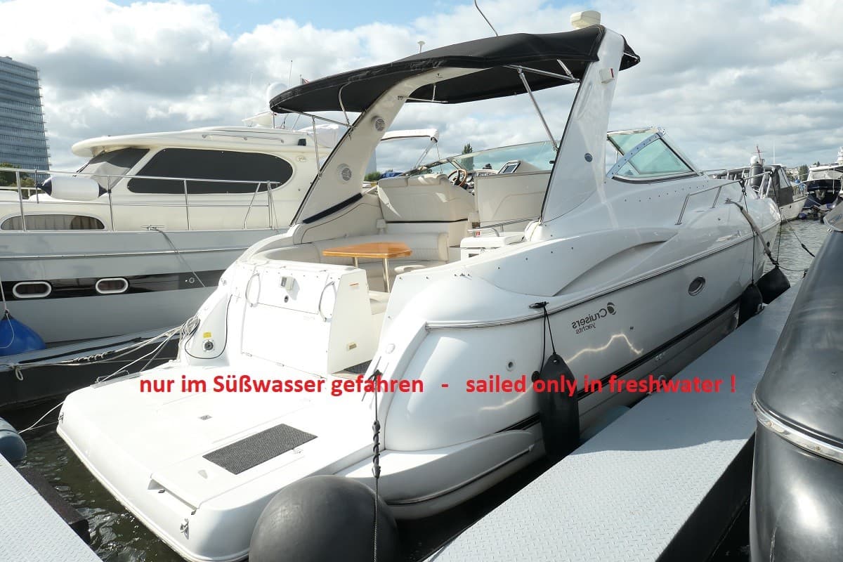 Cruisers Yachts 3672 Express *reduziert*