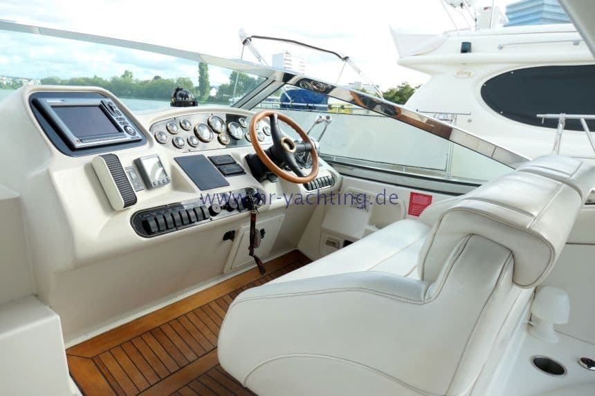 Cruisers Yachts 3672 Express *reduziert* – Bild 4