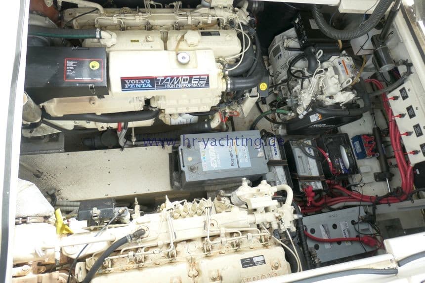 Cruisers Yachts 3672 Express *reduziert* – Bild 12