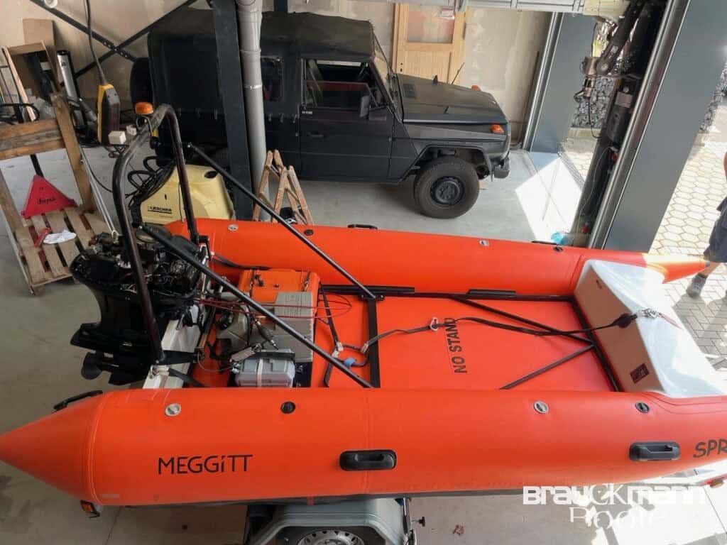 Festrumpfschlauchboot Meggit HRB410 inklusive Trailer