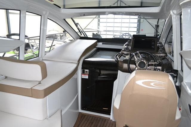 Cobrey 33 HT 2x220PS 2018 – Bild 10