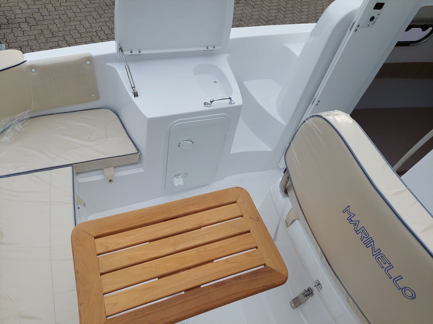 Marinello 590 Cabin mit Honda BF 100 – Bild 3