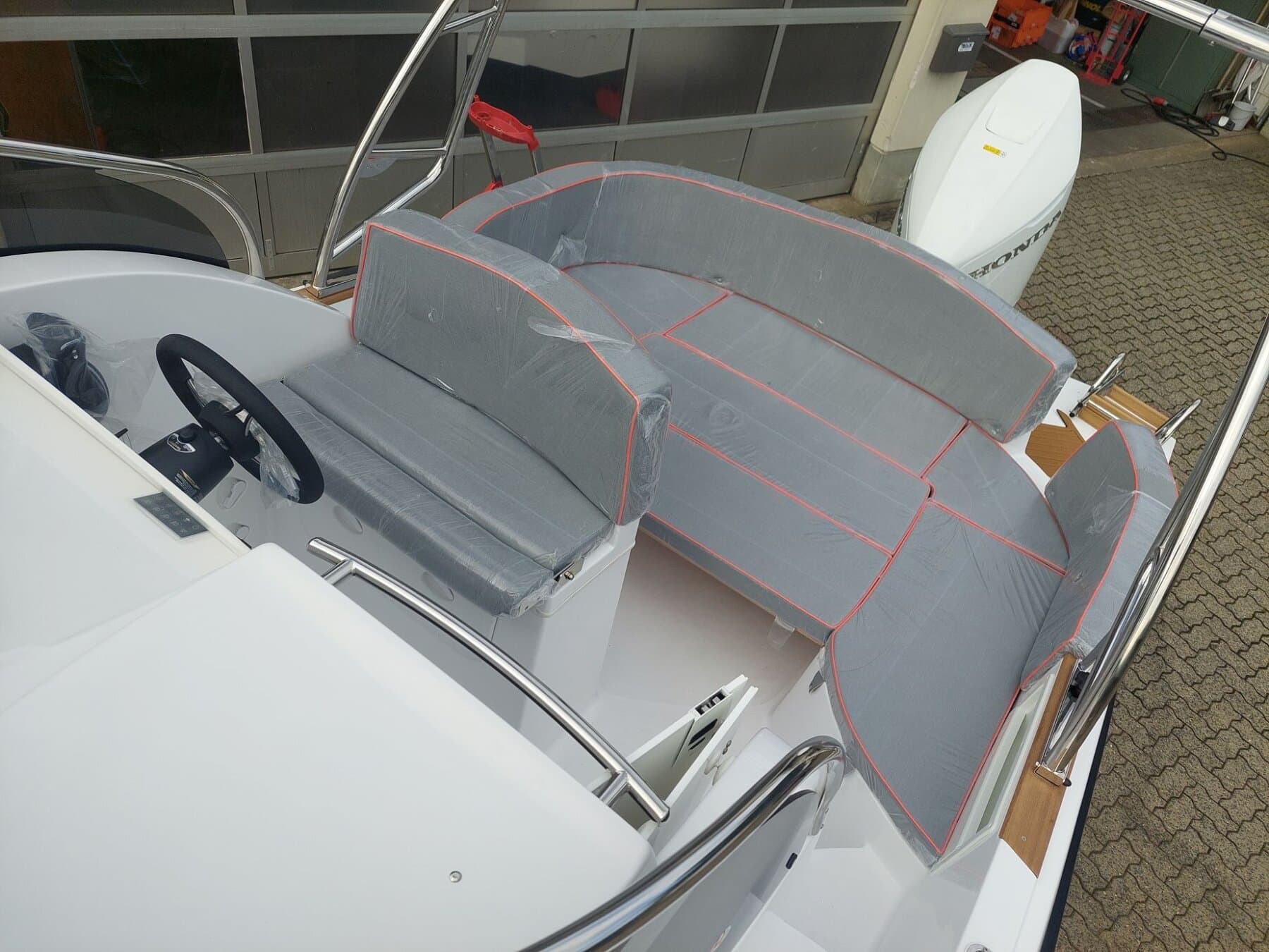 Marinello 26 Cabin mit Honda BF 250 , bis 350 PS motorisierbar – Bild 4
