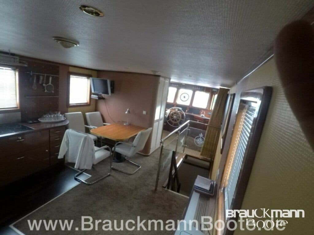 Reiseschiff Riff Express in 1 a Zustand – Bild 9