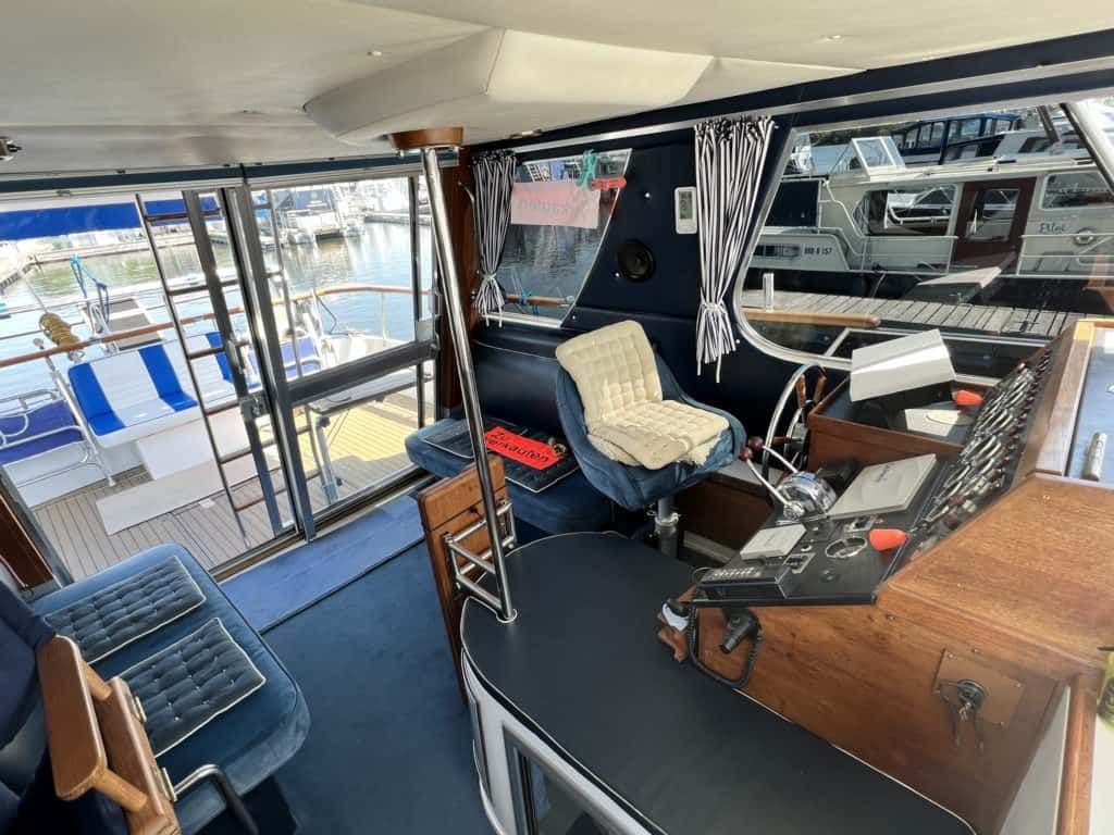 Motoryacht Argo 1200 Fly – Bild 10