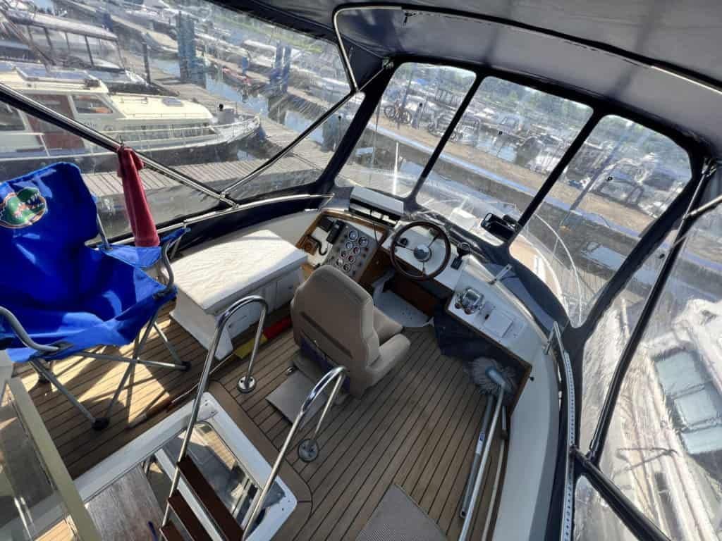 Motoryacht Argo 1200 Fly – Bild 8