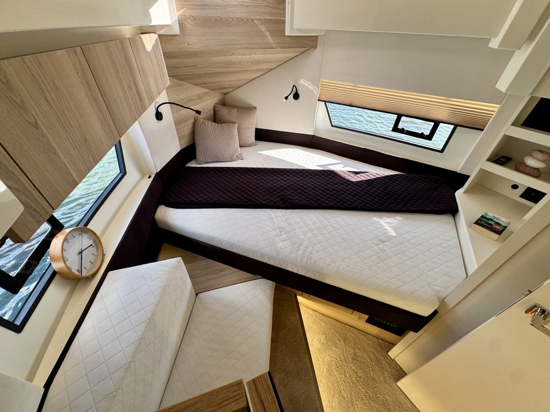 Cobra Yachts Campione 41 Flybridge – Bild 11