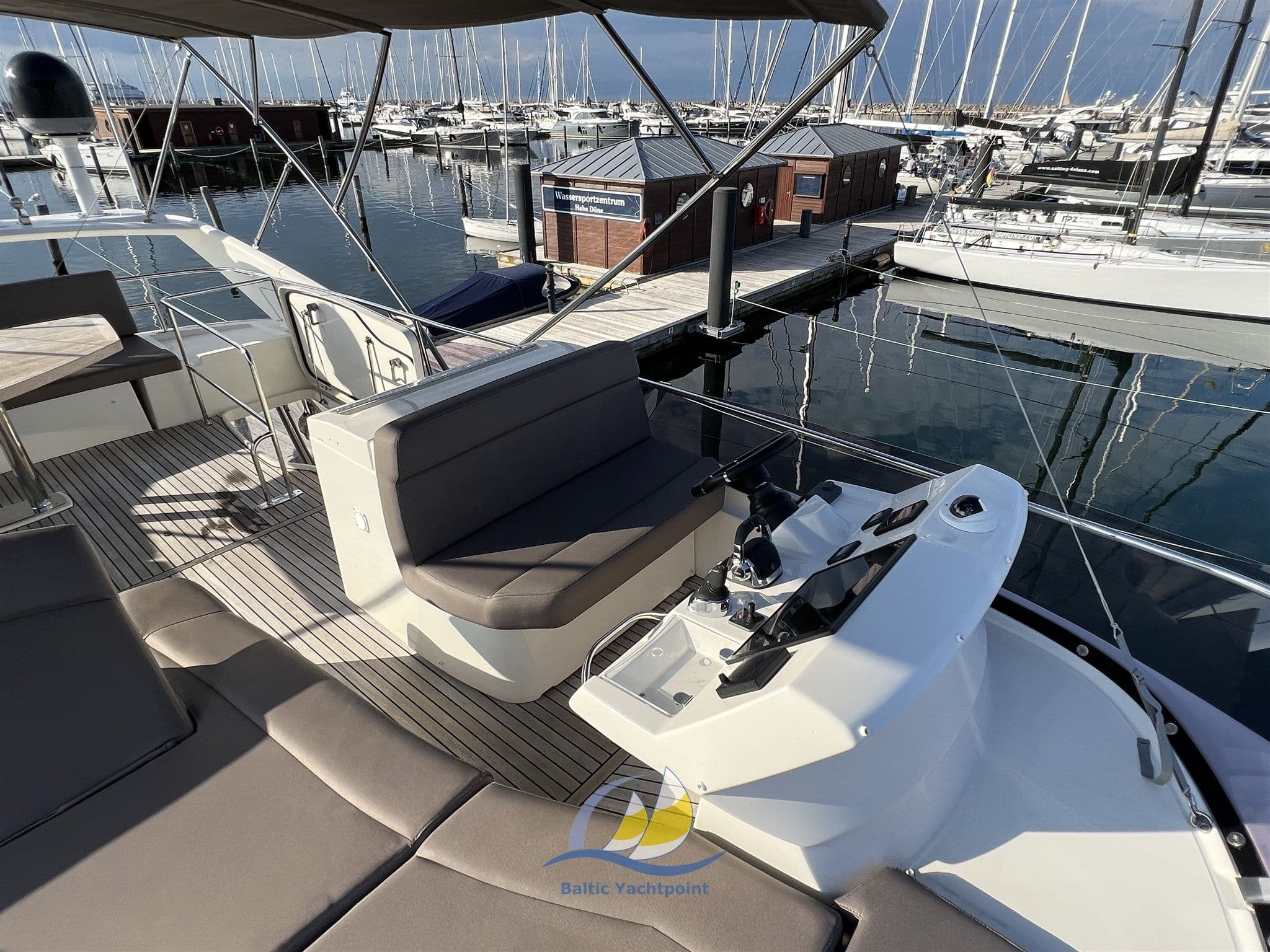 Prestige Yachts PRESTIGE 500 Fly TOP – Bild 8