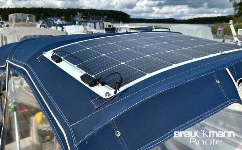 Bayliner 2655 CS in 1 a Zustand – Bild 6