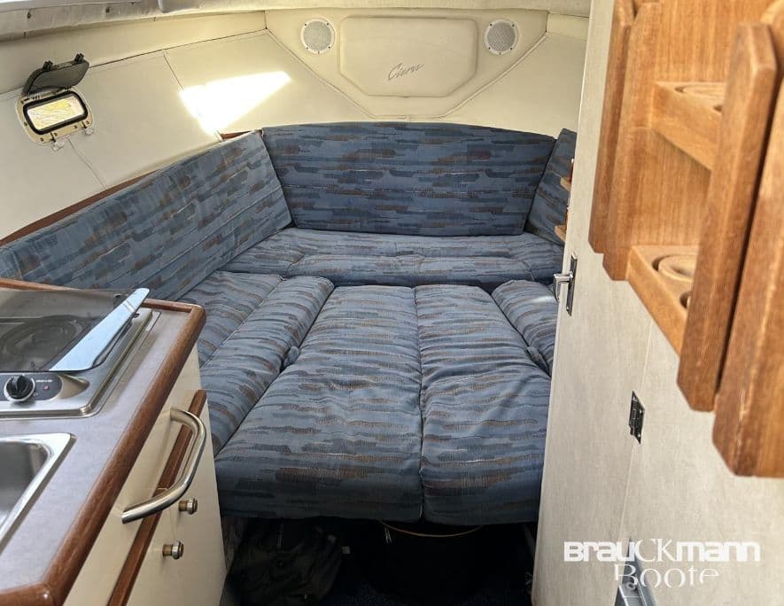 Bayliner 2655 CS in 1 a Zustand – Bild 8
