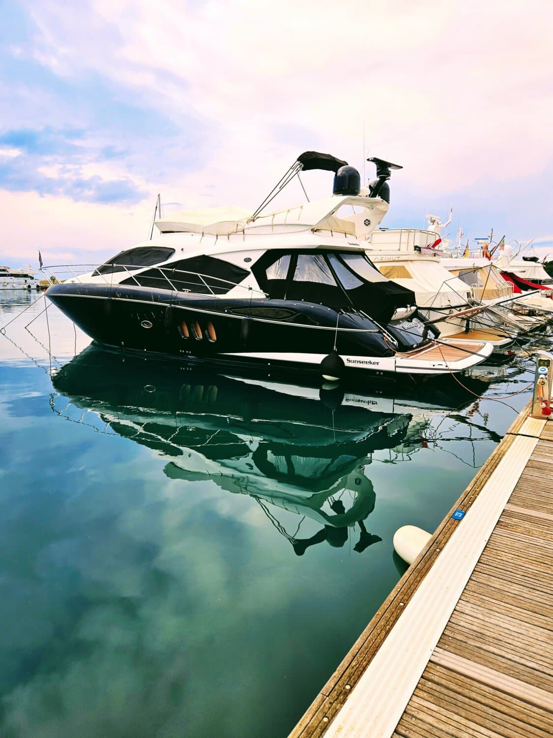 Sunseeker Manhattan 52