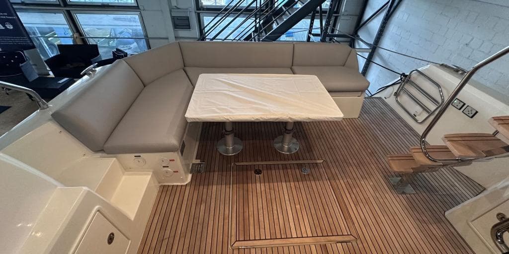 Prestige 460 – Bild 2