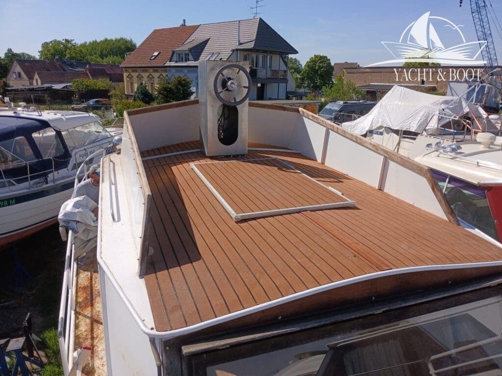 Stahlverdränger 11,20 m | Projektboot, Flybridge – Bild 3