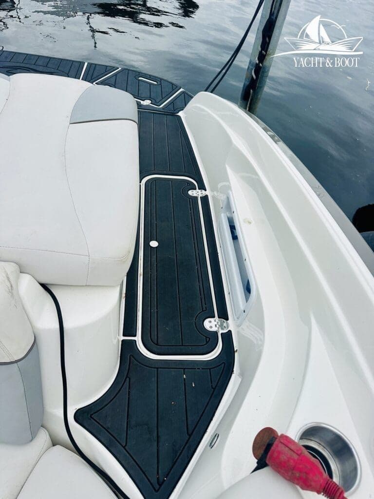Rinker 246 Captiva CC | 185 Std., erste Hand, Wartung 2025 – Bild 6
