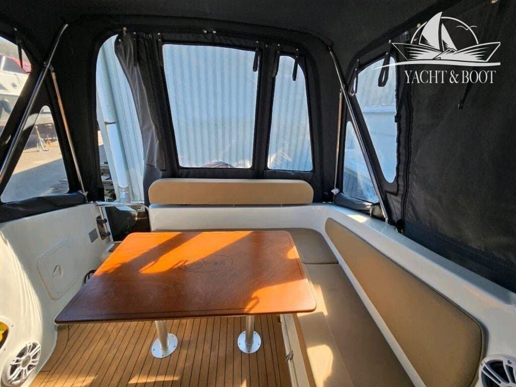 Saver 750 Cabin | nur 120 Std.,  inkl. Trailer – Bild 10