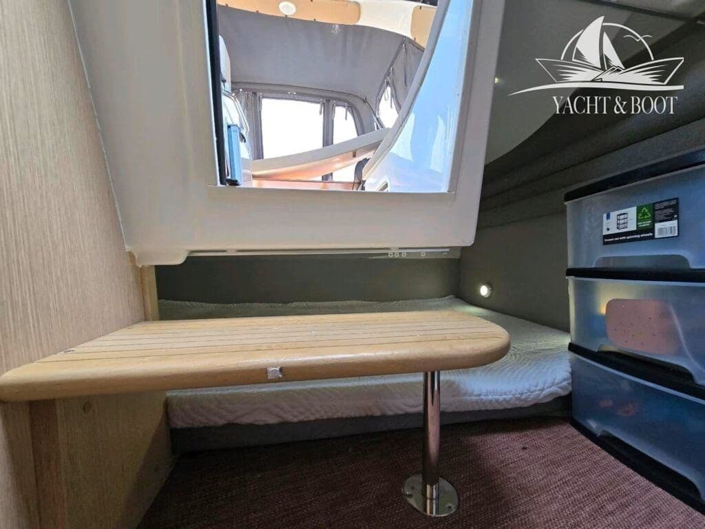Saver 750 Cabin | nur 120 Std.,  inkl. Trailer – Bild 5