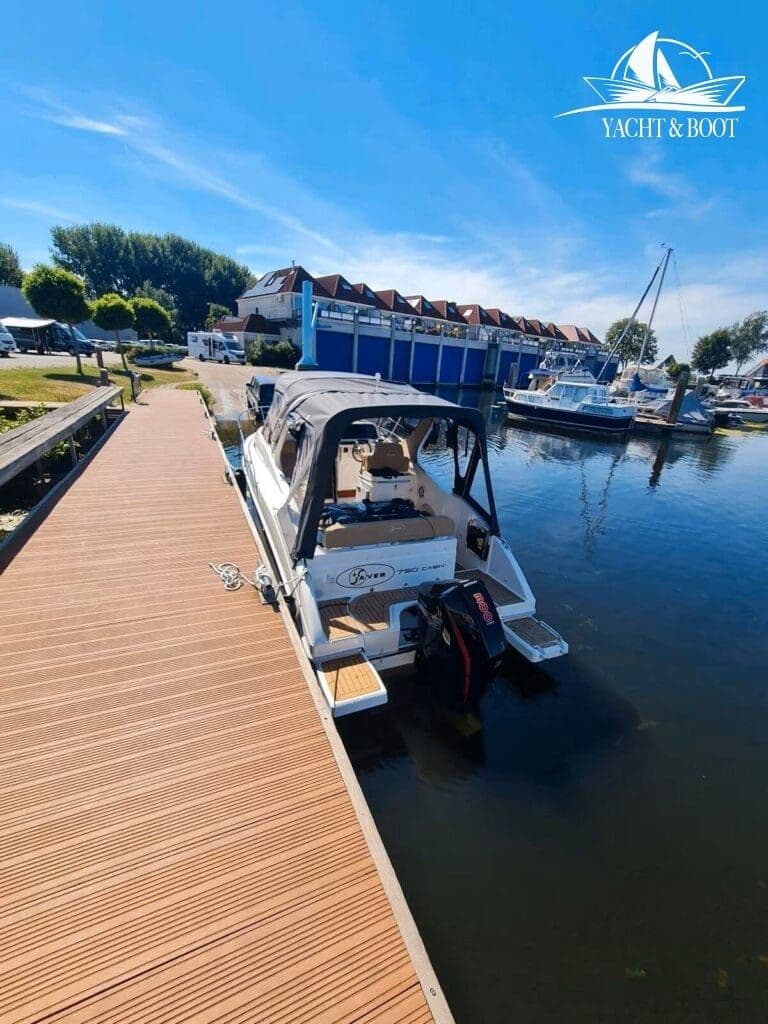 Saver 750 Cabin | nur 120 Std.,  inkl. Trailer – Bild 6