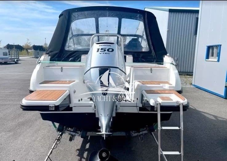 Coaster 600 BR | junger Bowrider, niedrige Betriebsstunden