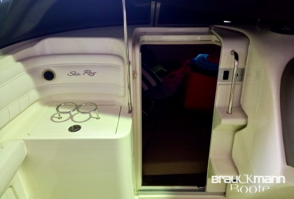Sea Ray 240 SSE Sunsport inklusive neuwertigem Ohlmeier Trai – Bild 10