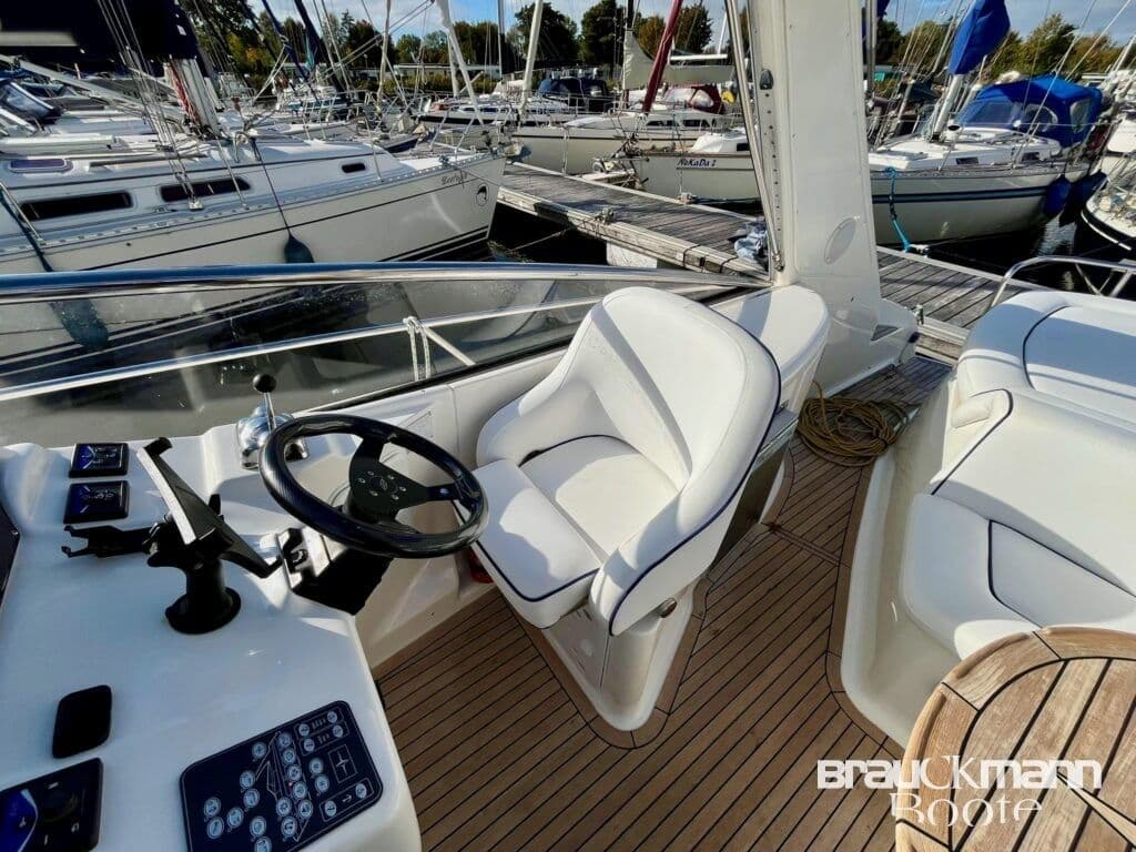 Bavaria 30 Sport TOP gepflegt – Bild 5
