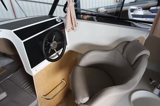 TEXAS 605 Pilothaus • NEUBOOT • Motorboot • – Bild 6