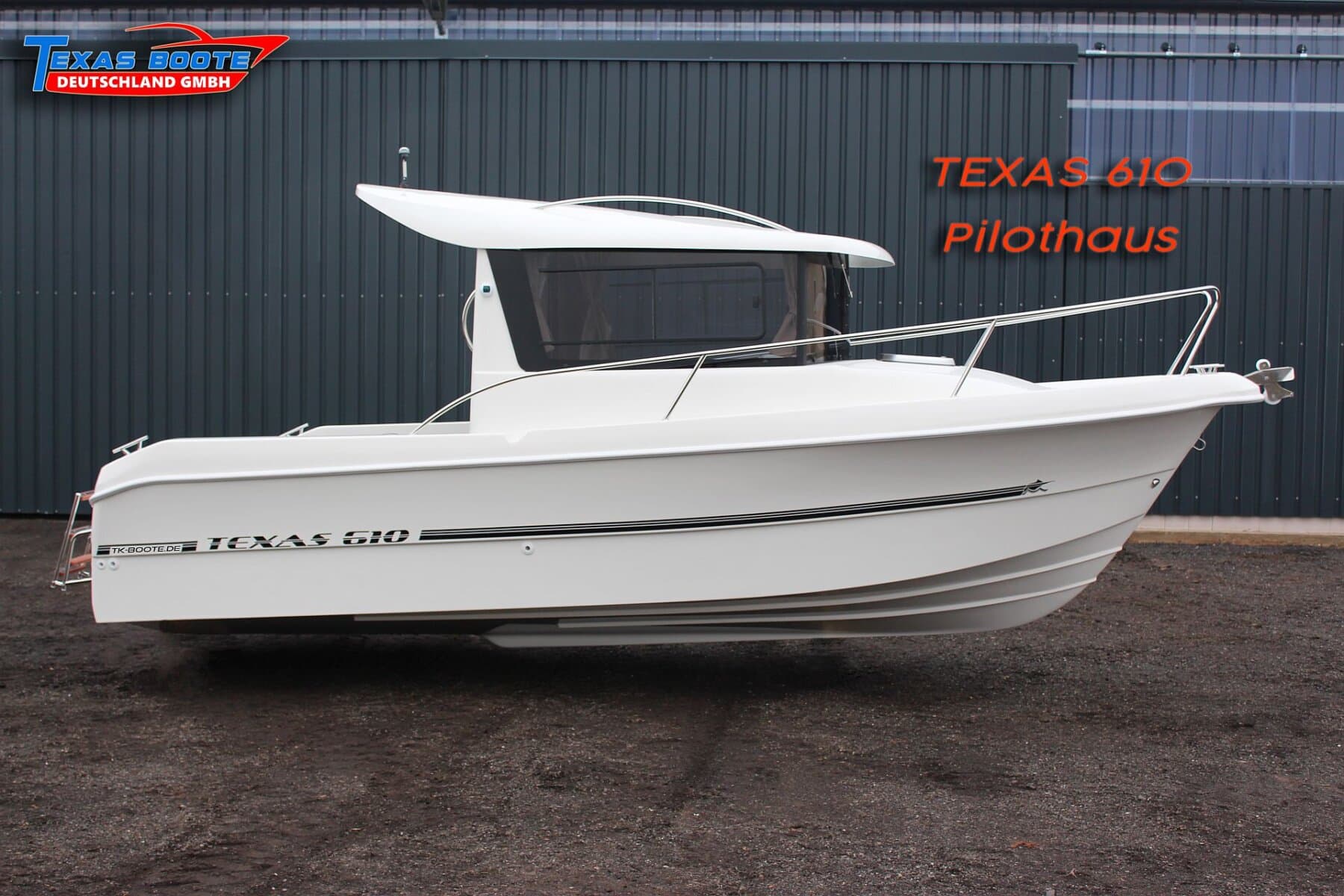 TEXAS 610 Pilothaus • NEUBOOT • Motorboot
