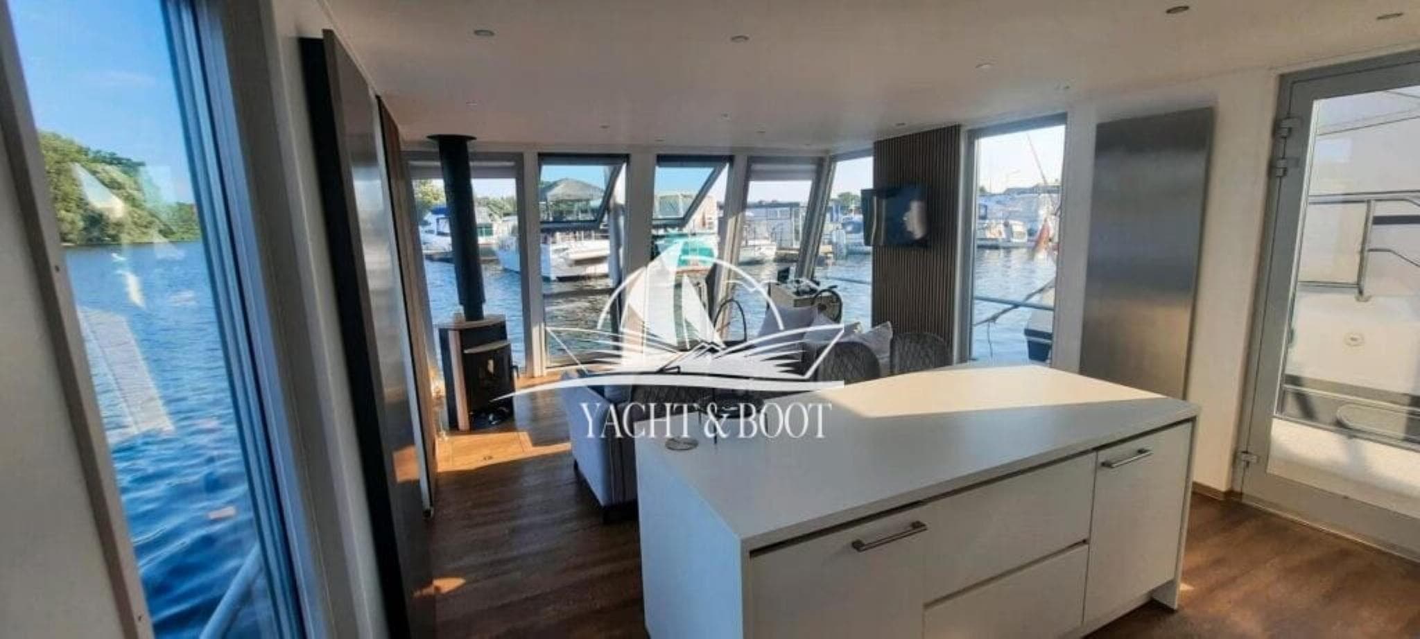 Hausboot Amantes 14.5 | Aluminiumrumpf, autark – Bild 5