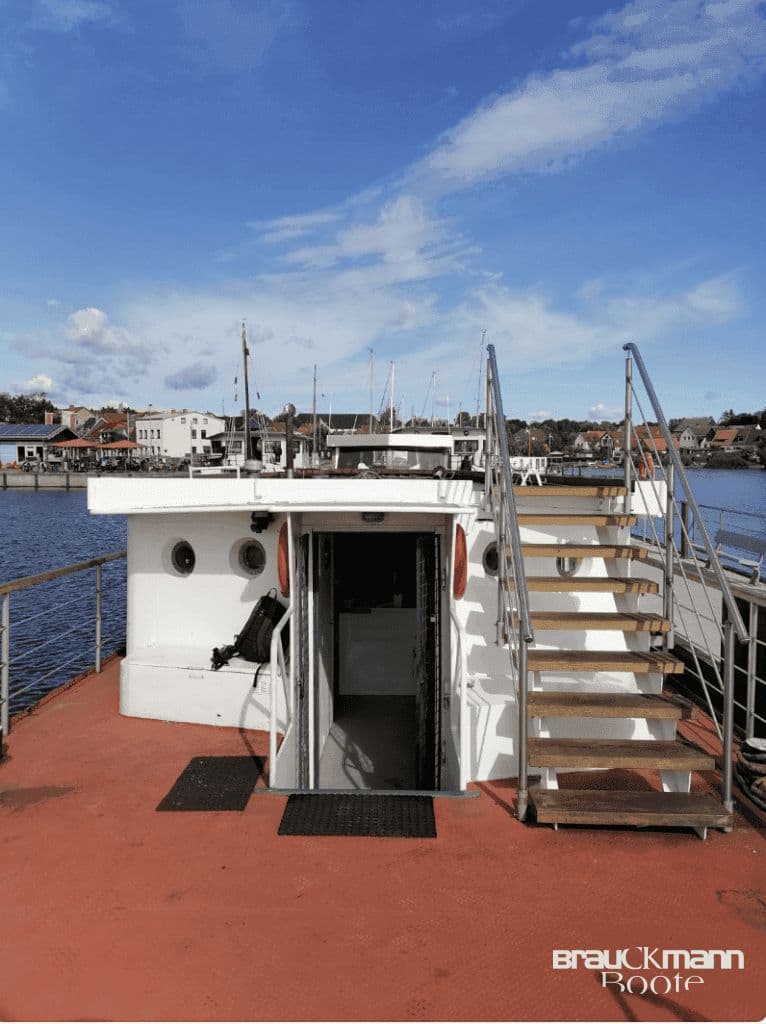 Wohnschiff Commodore Pniche 35 m – Bild 5