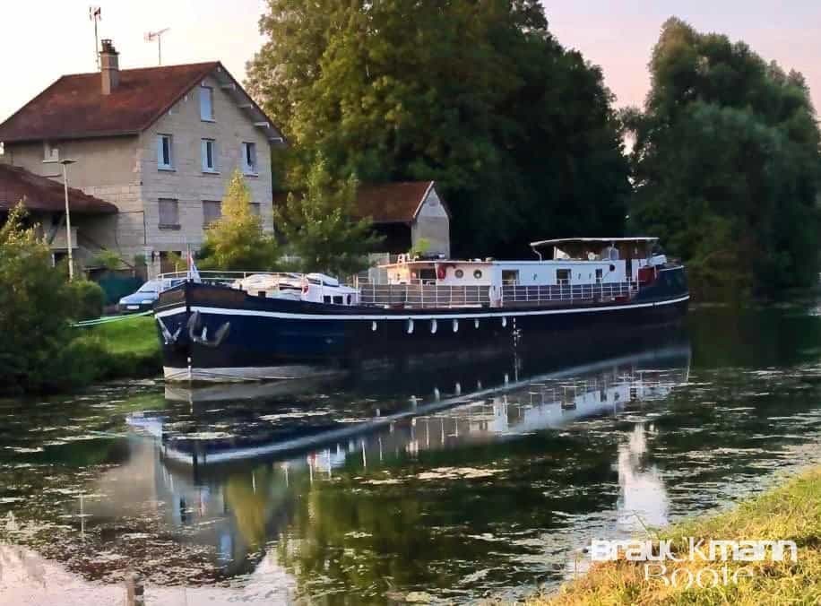 Wohnschiff Commodore Pniche 35 m – Bild 2