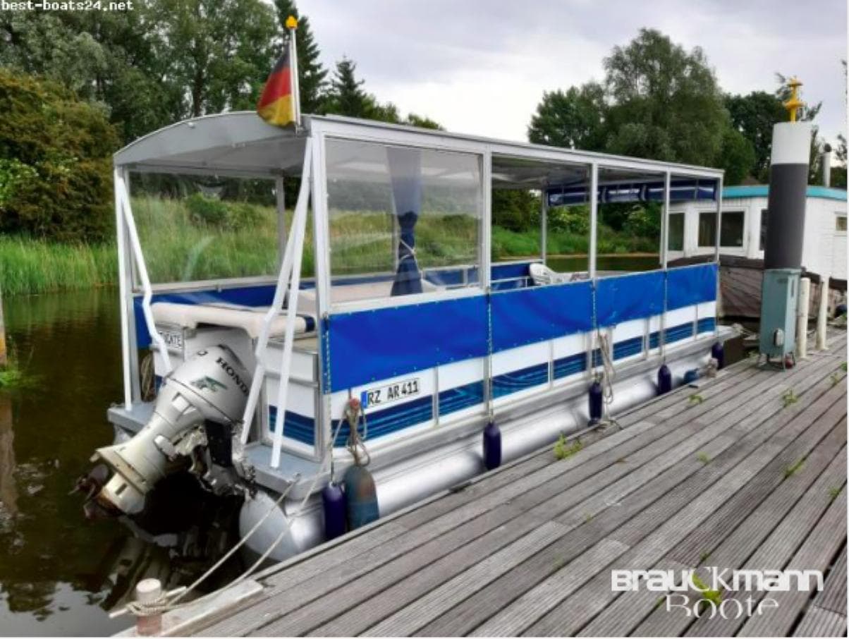 Pontoon Boat 240 Cruiser