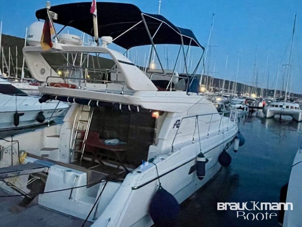 Azimut 43 Top gepflegt  Vollausstattung  Wellenantrieb – Bild 2