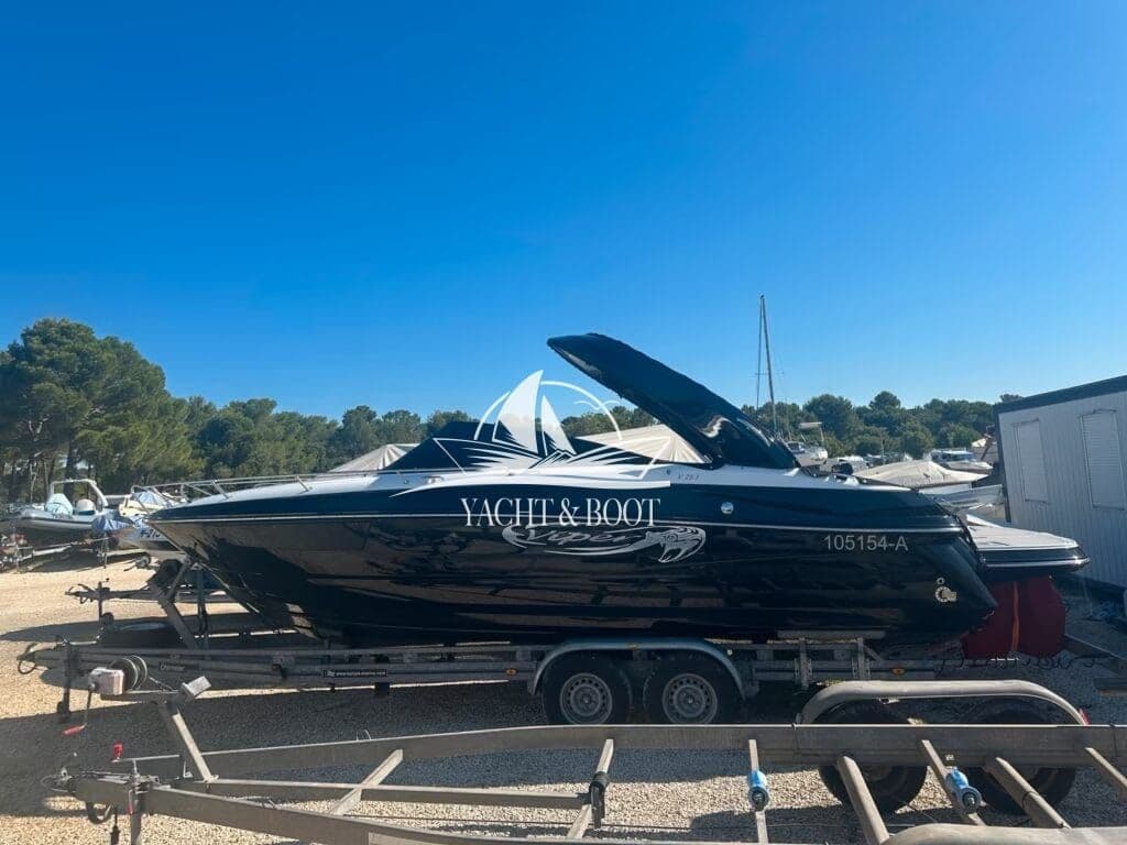 Viper V263 | Performance-Daycruiser  (350 PS), 45 Knoten – Bild 2