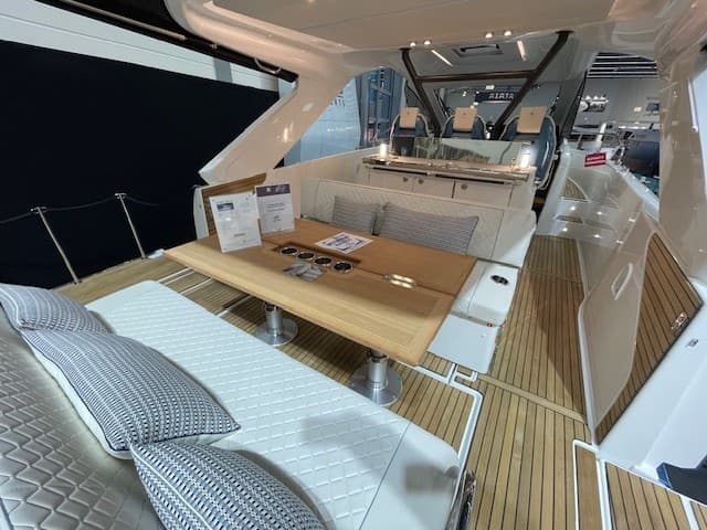 Jeanneau DB-37 OB Messeboot "boot 2026" – Bild 5