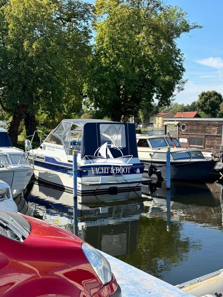 Fairline Carrera 24 | Refit 21/22, nur Süßwasser genutzt – Bild 3