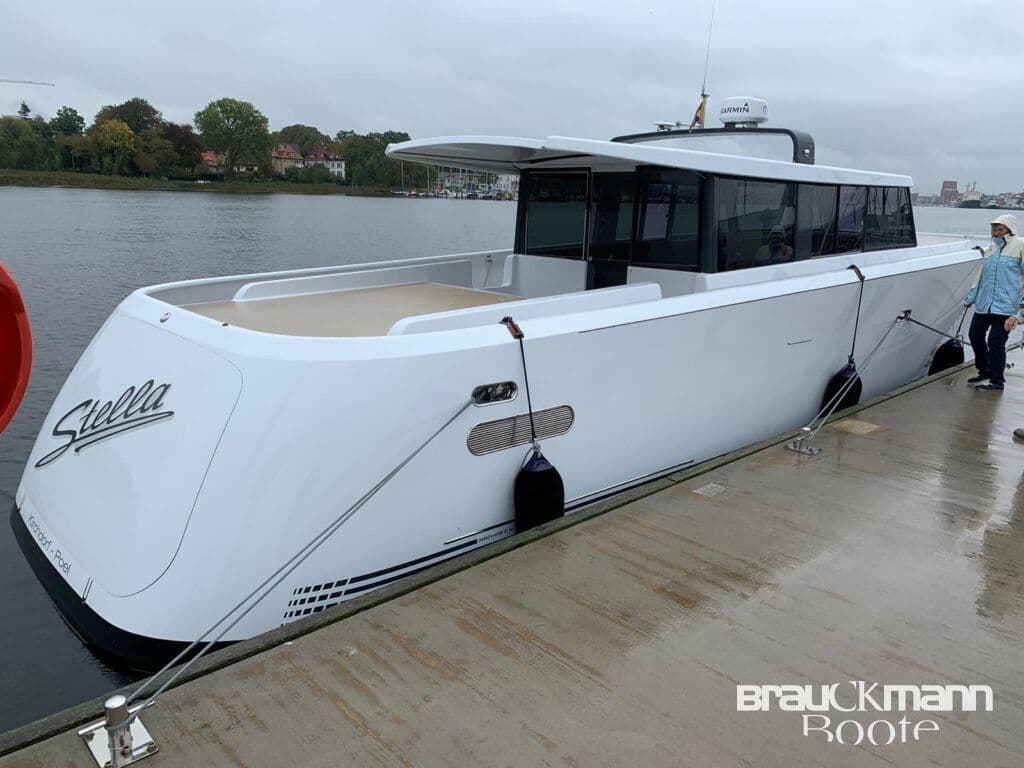 Motoryacht Stella    Minimalistisches Design Maximale Pe – Bild 3