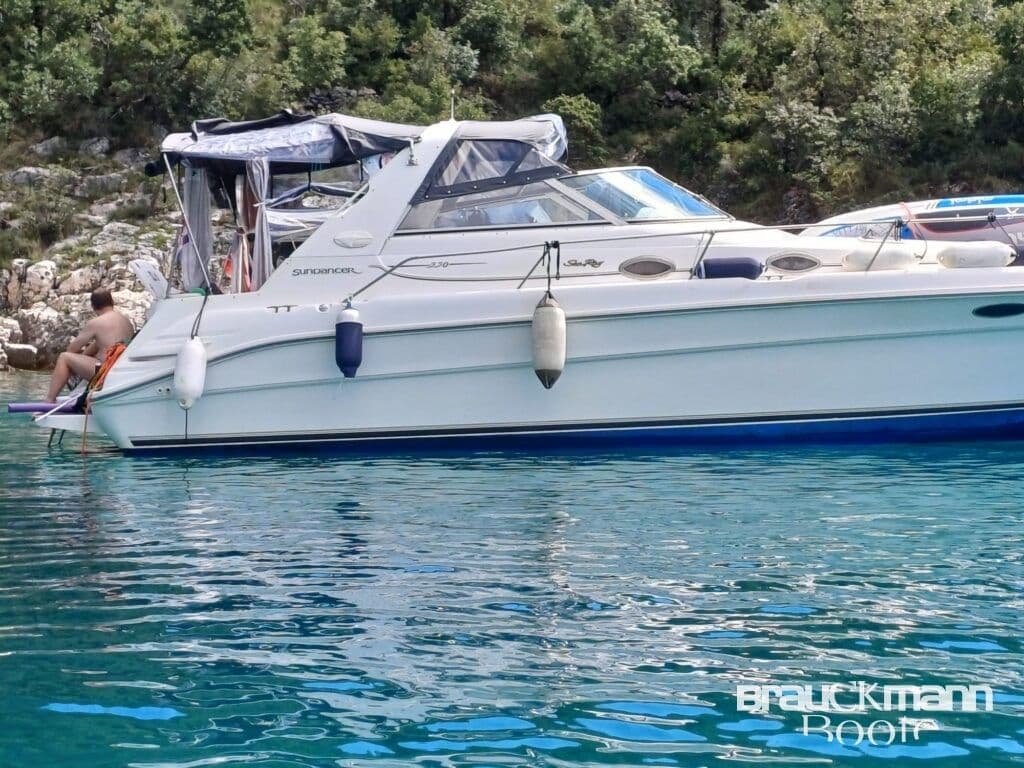 Sea Ray 330 Sundancer – Bild 3