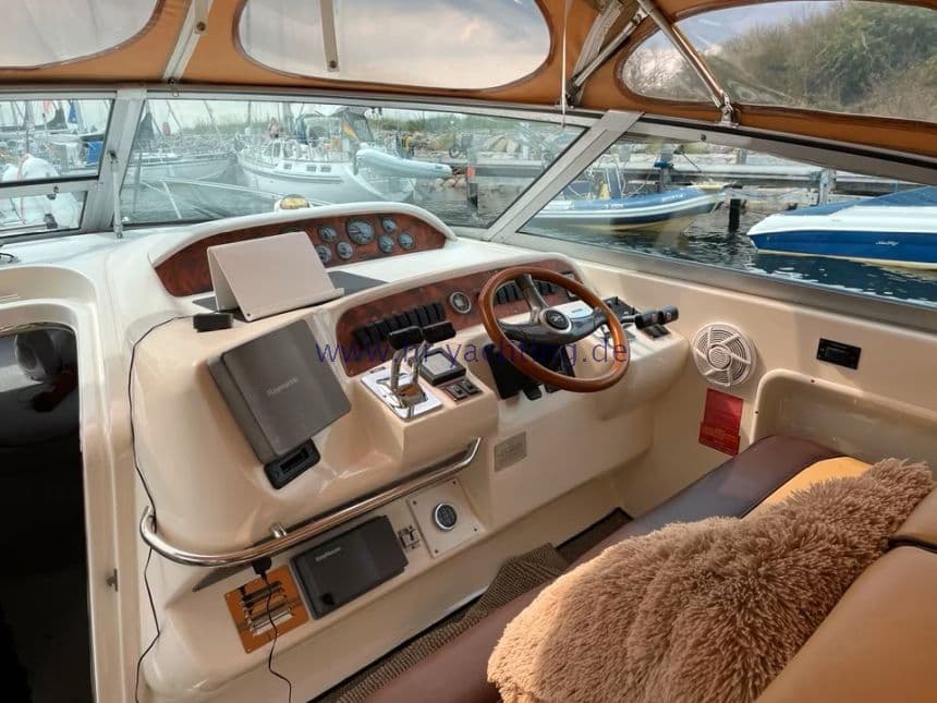 Sea Ray 330 Sundancer *reduziert* – Bild 5
