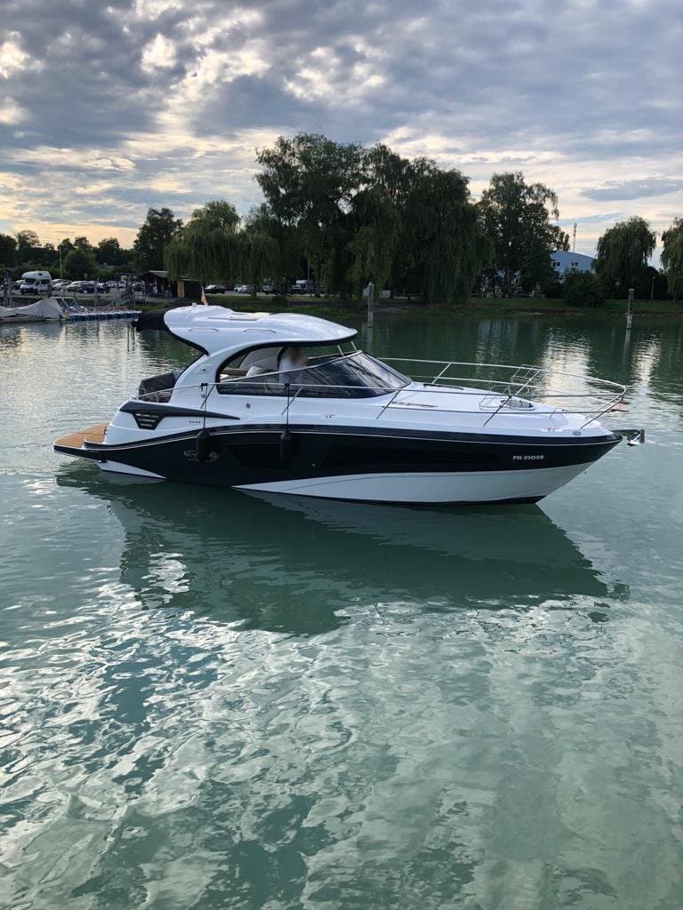 Europe Marine, Viper 323 HT