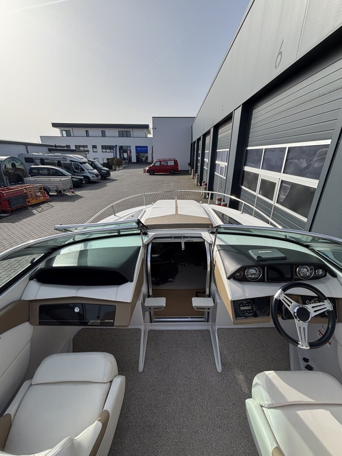 Four Winns S215 – Bild 8