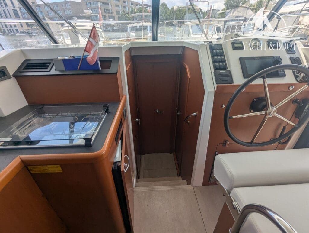 Beneteau Swift Trawler 30 | Baujahr 2020 – Bild 9