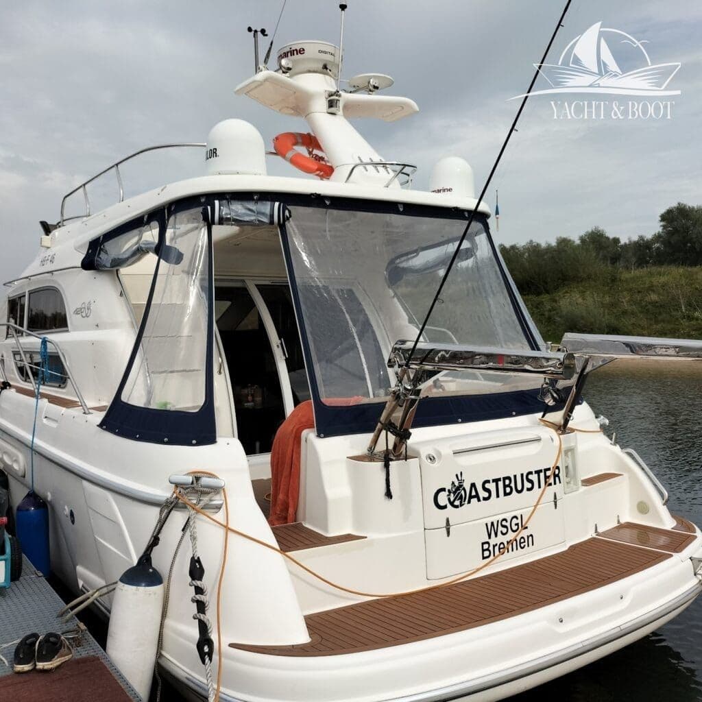 Sealine F 42 | 740 PS Flybridge-Yacht, nur Süßwasser – Bild 2
