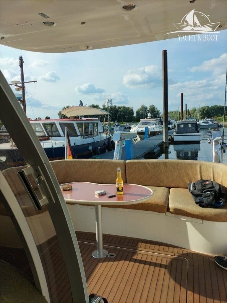 Sealine F 42 | 740 PS Flybridge-Yacht, nur Süßwasser – Bild 13