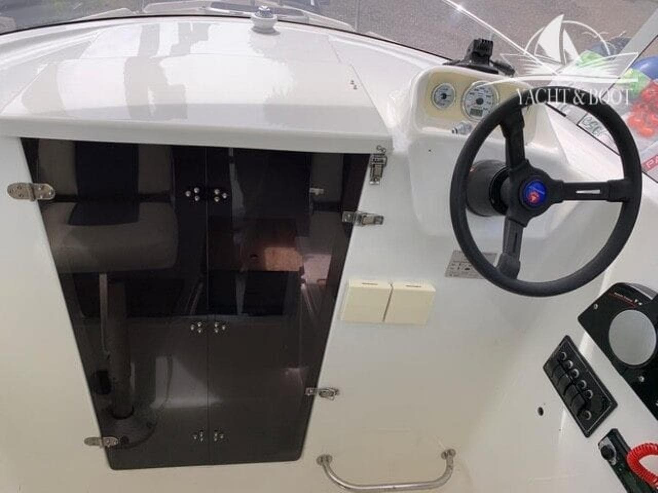 Pilothouse 540 | 180 Std., inkl. Trailer – Bild 10