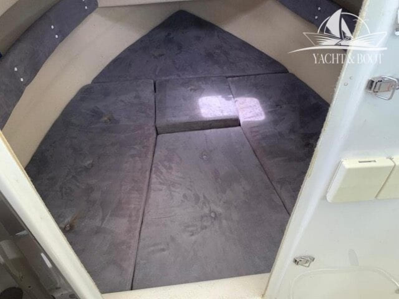 Pilothouse 540 | 180 Std., inkl. Trailer – Bild 6
