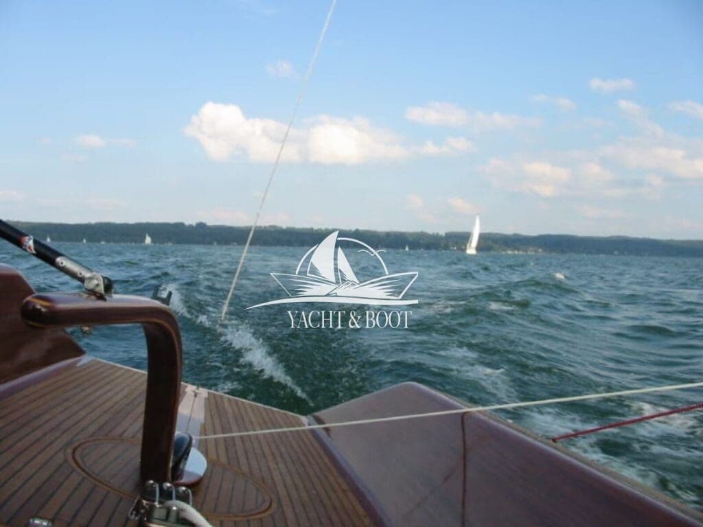 Galaxy Sport | Segelyacht, Mahagoni-Unikat, Carbon-Rigg – Bild 7