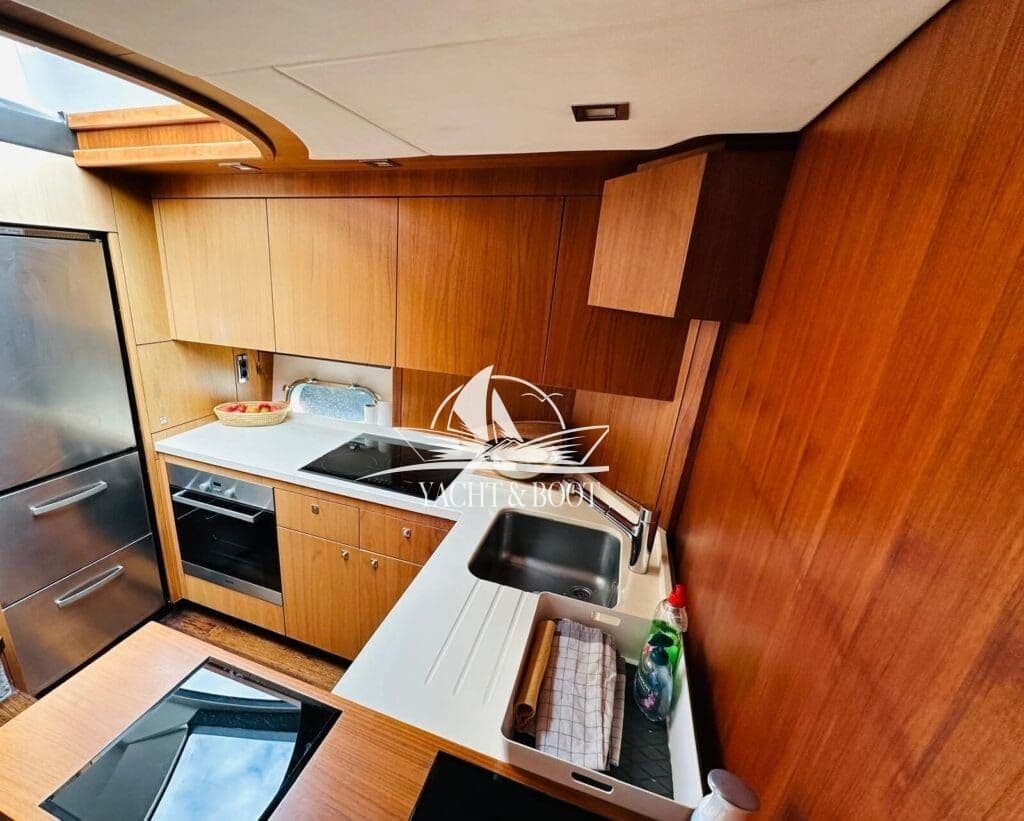 Sunseeker Predator 74 Sports Fly |  3.600 PS, MAN V12 – Bild 16