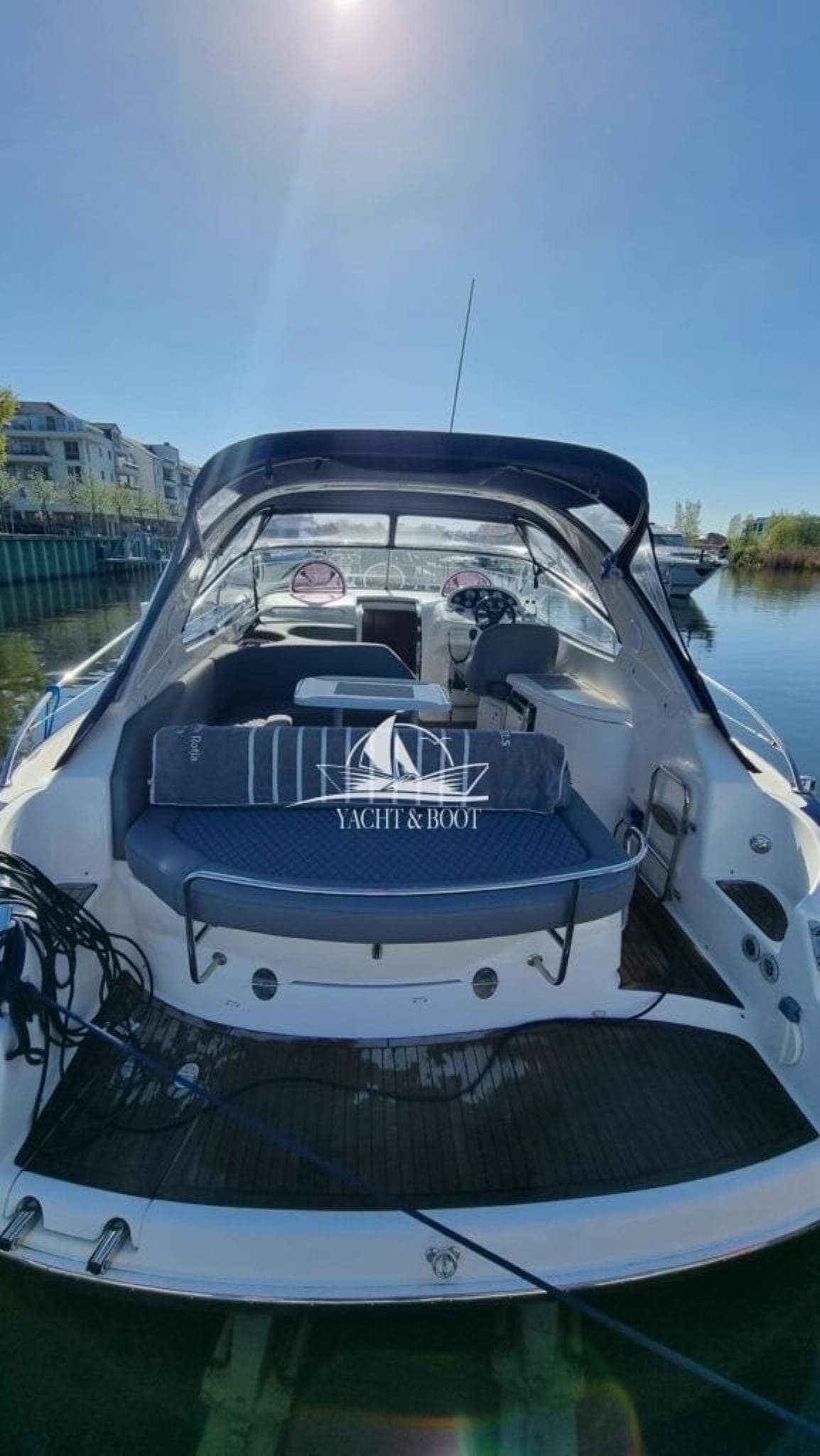 Bavaria 33 Sport | 2× V8, 450 PS, nur Süßwasser genutzt – Bild 7