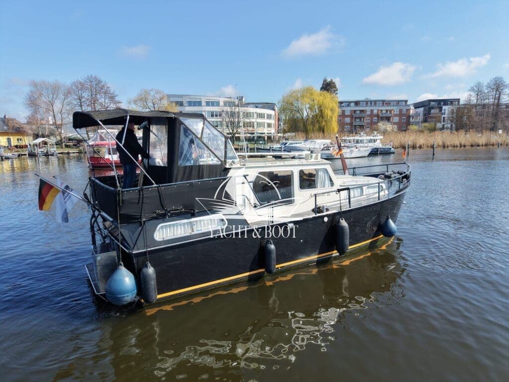 Stahlverdränger 1000 GSAK | robust, gepflegt,  Rumpf refit – Bild 4