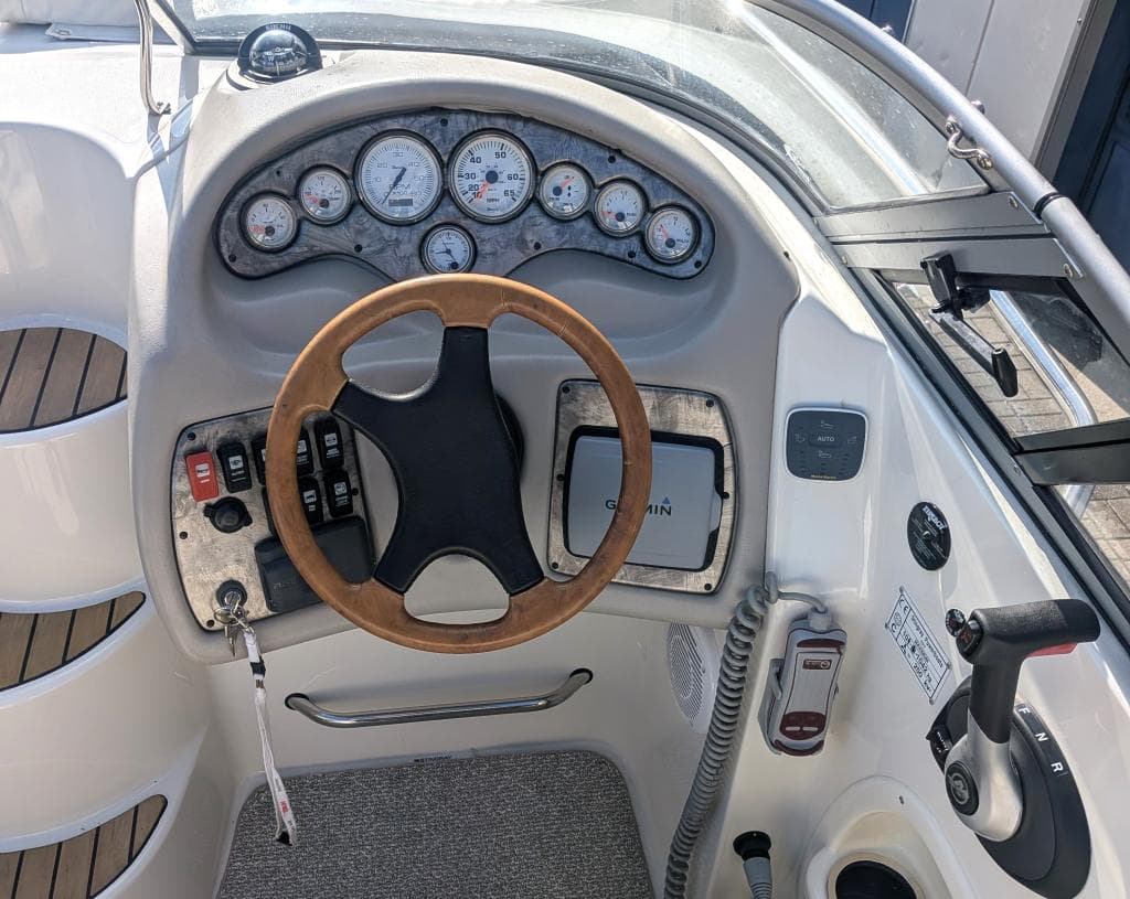 Stingray 250 CR – Bild 7